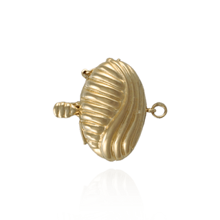 Oval Pearl Clasps with Swirl Design and Safety Lock (21 mm)