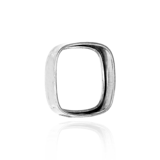 Cushion Low Bezels in Sterling Silver (12.00 x 12.00 mm - 16.00 x 14.00 mm)