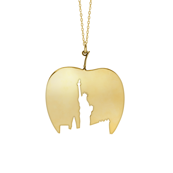 Statue of Liberty Apple Necklace in Sterling Silver (31 x 26 mm)