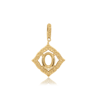 Oval Cluster Pendant in 14K Gold (6.00 x 4.00 mm - 11.00 x 9.00 mm)