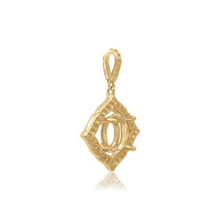 Oval Cluster Pendant in 14K Gold (6.00 x 4.00 mm - 11.00 x 9.00 mm)