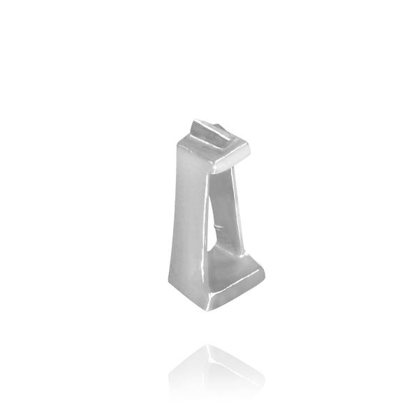 Tapered Baguette Single Base Settings in 18K Gold (2.00 x 1.75 mm - 8.25 x 3.75 mm)