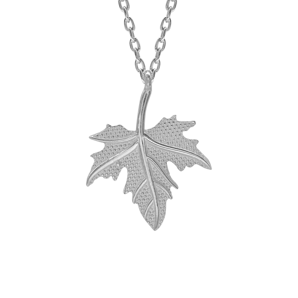 Maple Leaf Necklace in Sterling Silver (19 x 15 mm)
