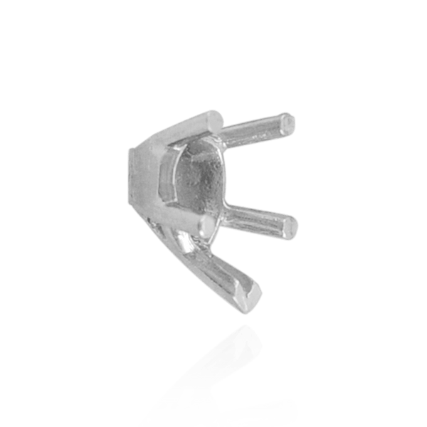 V-End Pear Shape Solitaire Settings in Sterling Silver (5.00 x 3.00 mm - 15.00 x 9.00 mm)