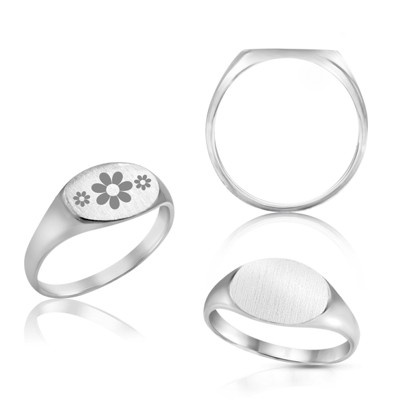 Oval (Horizontal) Signet Rings in Sterling Silver (4 x 6 mm - 8 x 11 mm)