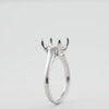 Video image preview for Oval 4 Prong Lucida Solitaire